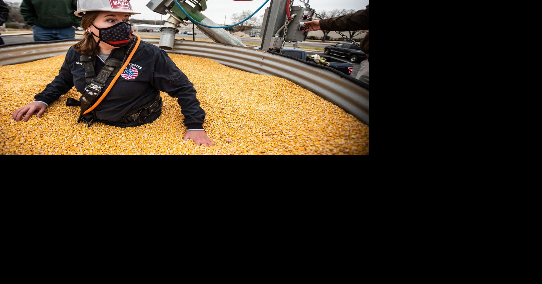 Firefighters train on grain bin rescue equipment | News | timesdaily.com