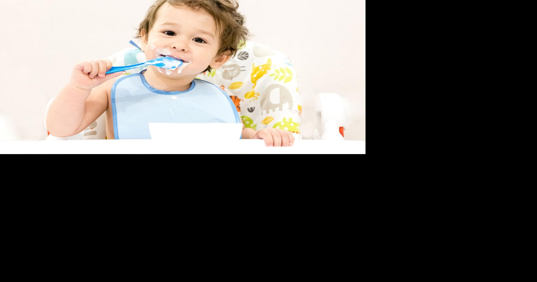 my-toddler-wants-to-feed-himself-what-should-2-year-olds-eat-family
