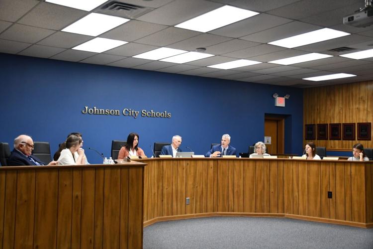 Ƶ Schools leaders get set to select Towne Acres contractor