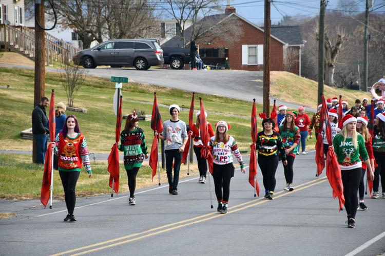 Watch now Santa finds his way to Church Hill for parade Arts