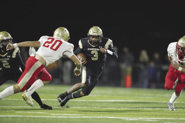 Boone controls Musket Bowl, beats Crockett High School