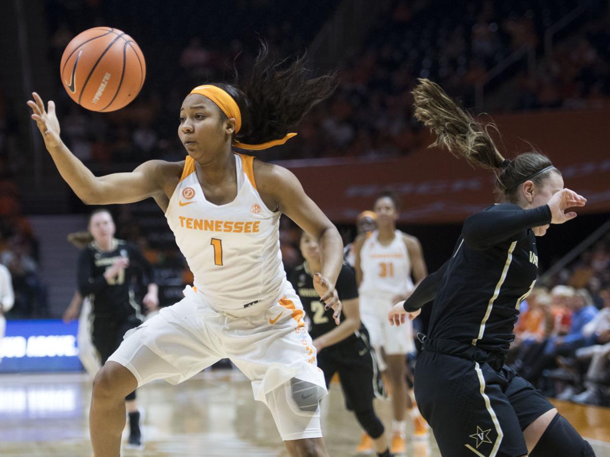 Russell S Big Day Helps No 7 Lady Vols Stay Unbeaten Sports