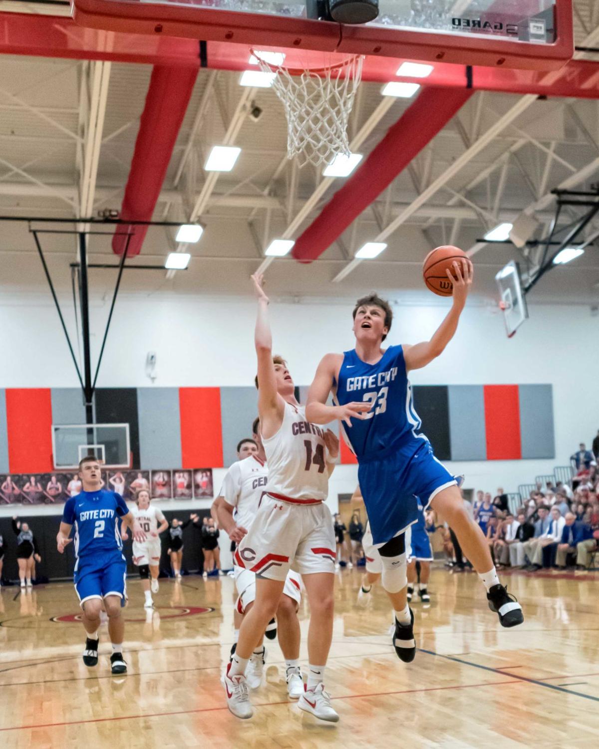 Ervin Blazes In 49 Points In Gate City S Win Over Central Sports