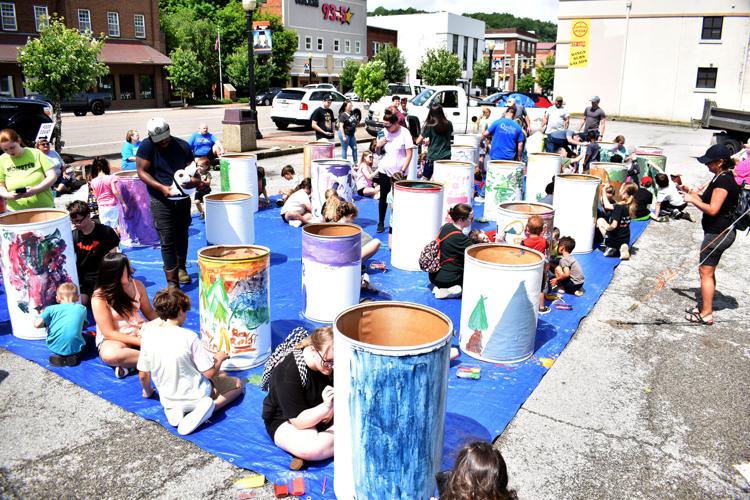 Norton Best Friend Festival Paint-a-Can Contest