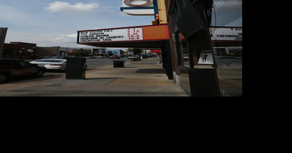 The Cameo Theater dazzles in its reopening in downtown Bristol