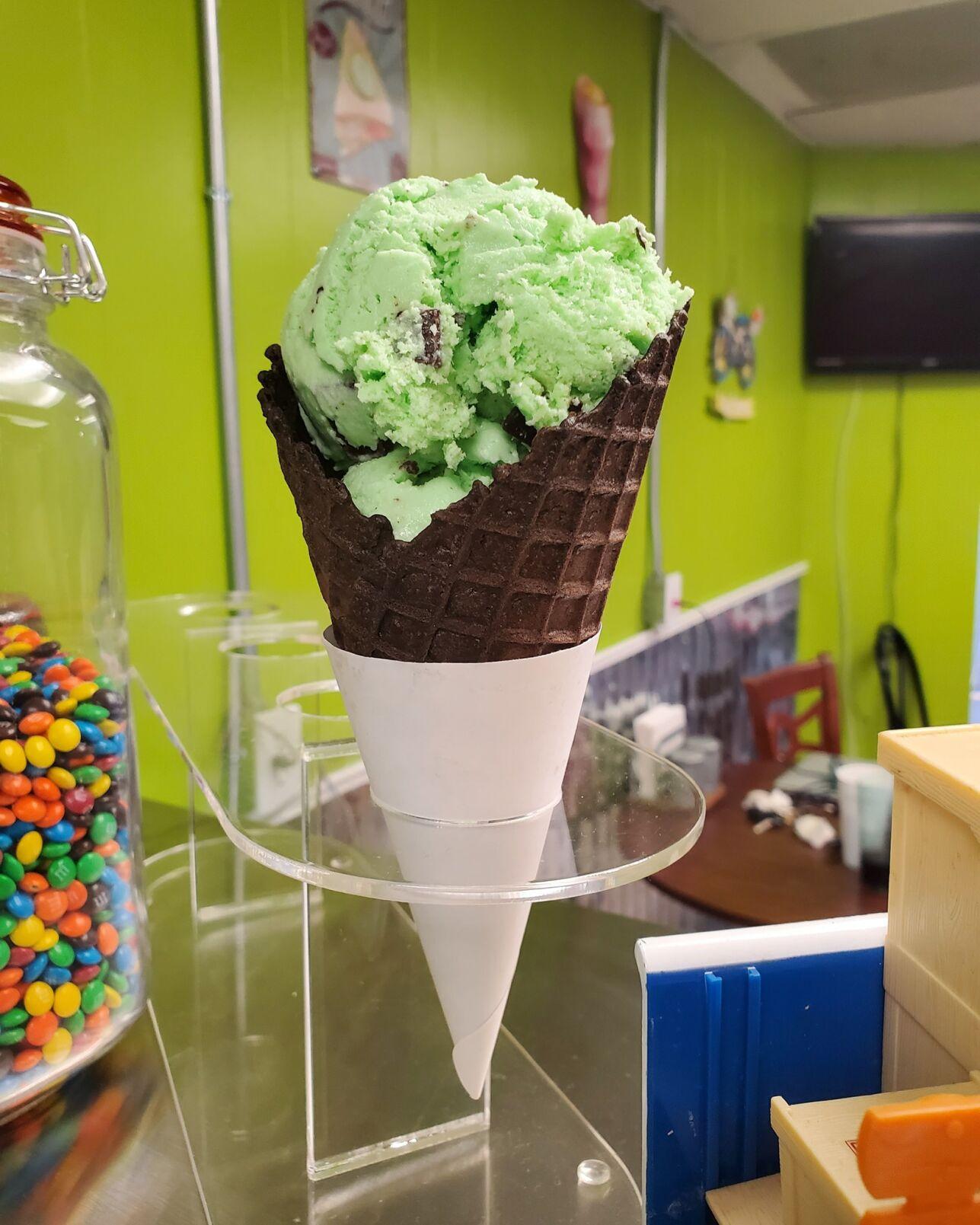 It Takes Two Downtown duo opens deli, ice cream parlor Local News