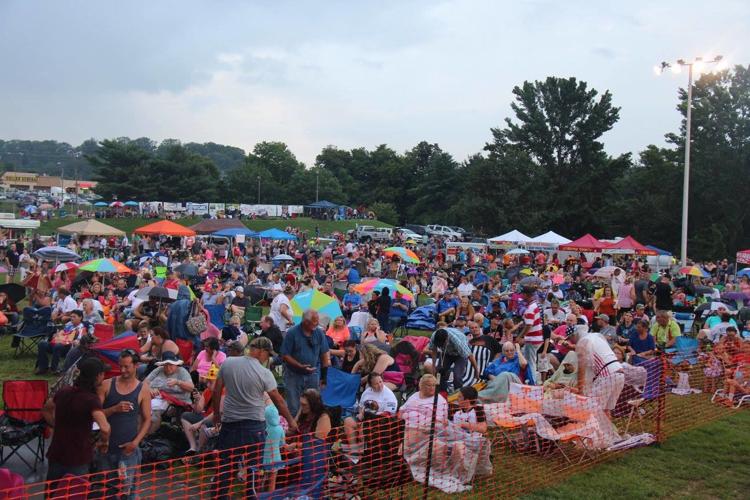 PHOTO GALLERY Thousands turn out for Rogersville's July 4th