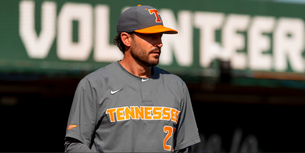 Tony Vitello hilariously explains origin of Tennessee Vols' 'home run coat'  - A to Z Sports