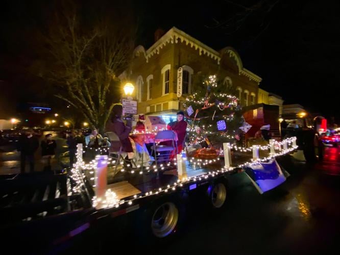 Holiday Scrapbook Jonesborough Christmas Parade Arts & Entertainment