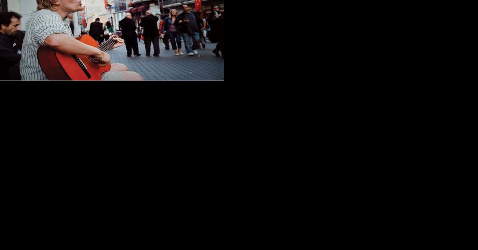 Singing On The Streets - Vimarsana News