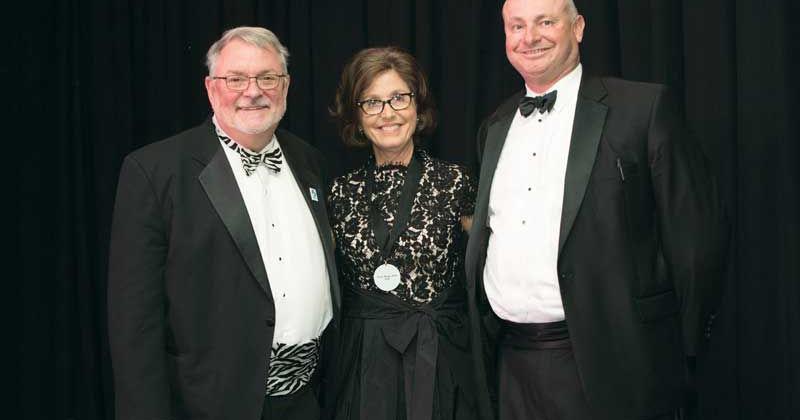 Saint Louis Zoo Announces Conservation Award | West End Word ...