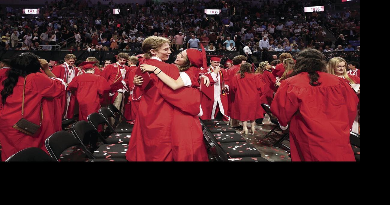 KWD Graduation 11.tif