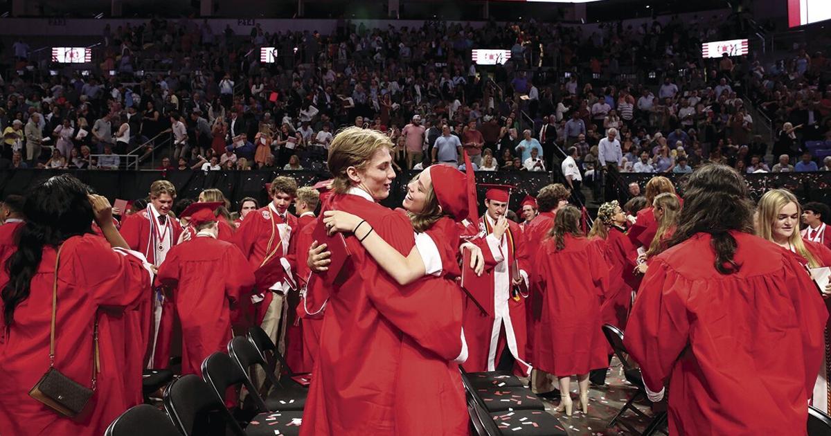 KWD Graduation 11.tif