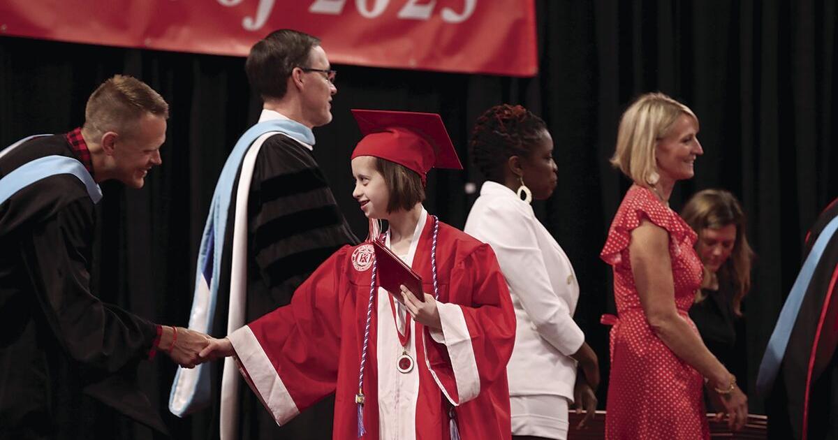 KWD Graduation 16.tif