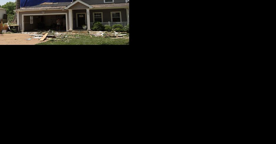 Tornado Clean Up Continues In Kirkwood, Warson Woods - Vimarsana News