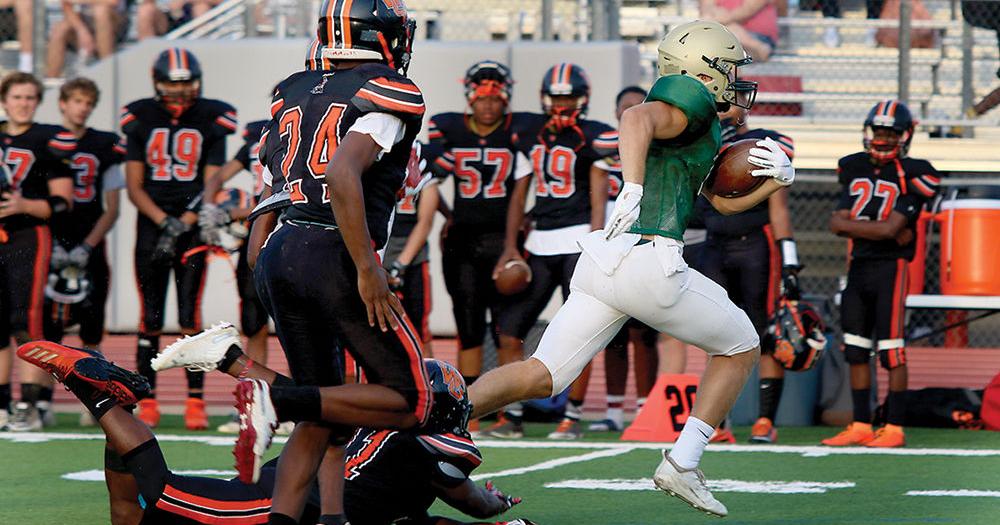 Lindbergh Football Schedule 2022 Lindbergh Flyers “Young & Untested” | South County Times |  Timesnewspapers.com