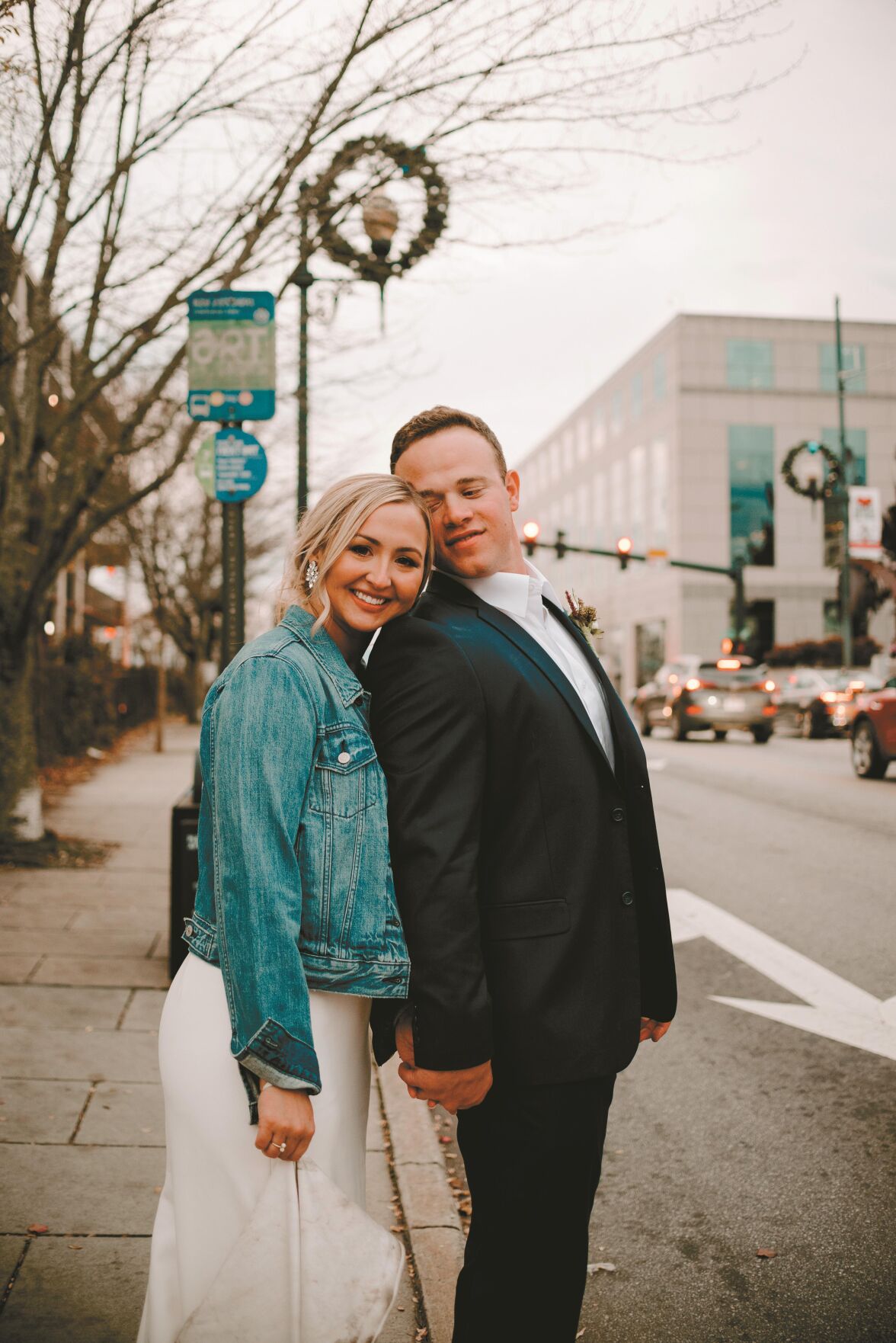 Sydney Corum and Nick Thomason Spotlight Weddings