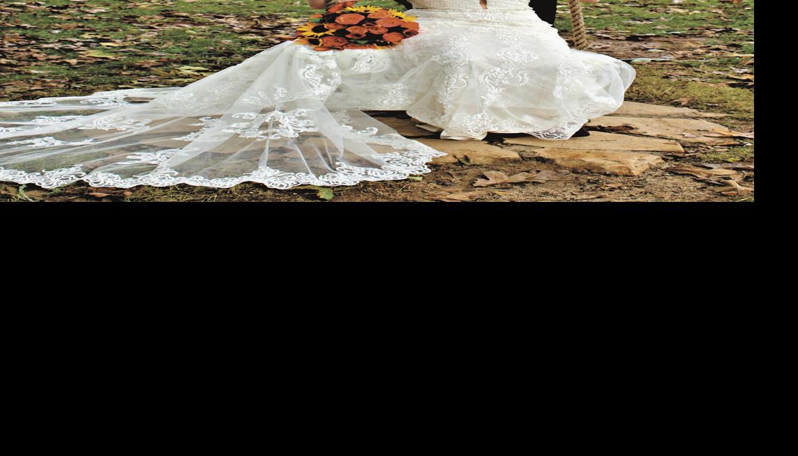 Jasmine Johnson And Garrett Borden Spotlight Weddings Tnvalleybrides Com