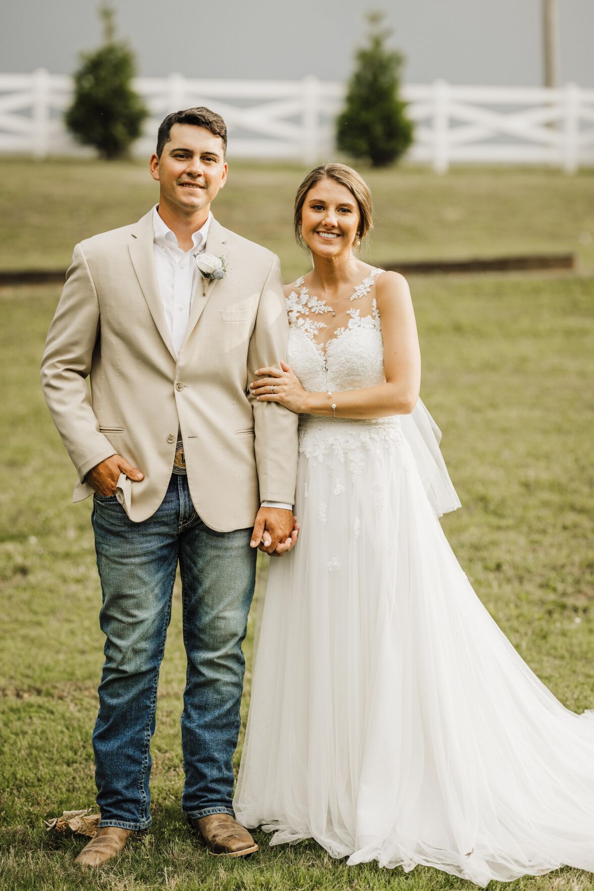 Jenna Thompson and Conner Riant Spotlight Weddings