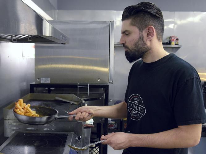 Café Tutti serves fresh take on Italian hot table Food And Drink