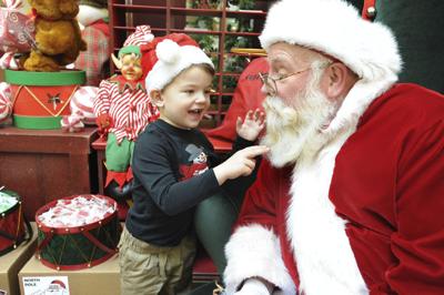 Santa Claus Post Office Welcomes a Visit From St. Nick - Newsroom 