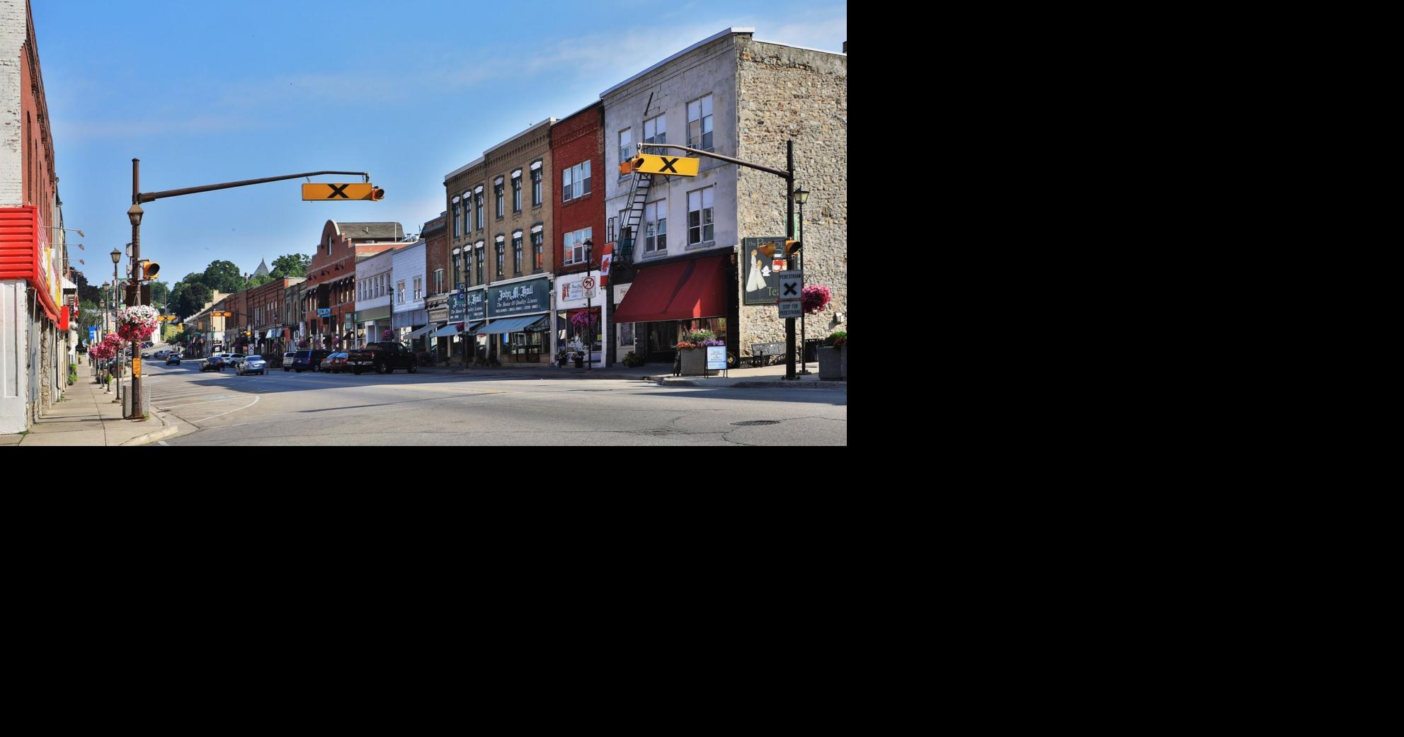 Canada’s cobblestone capital is this tiny Ontario town that’s known as the prettiest in the province