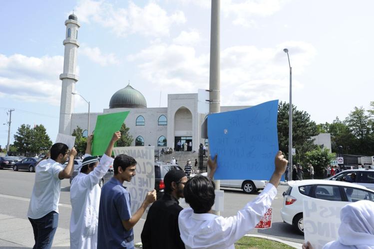 Islamic Foundation school protest