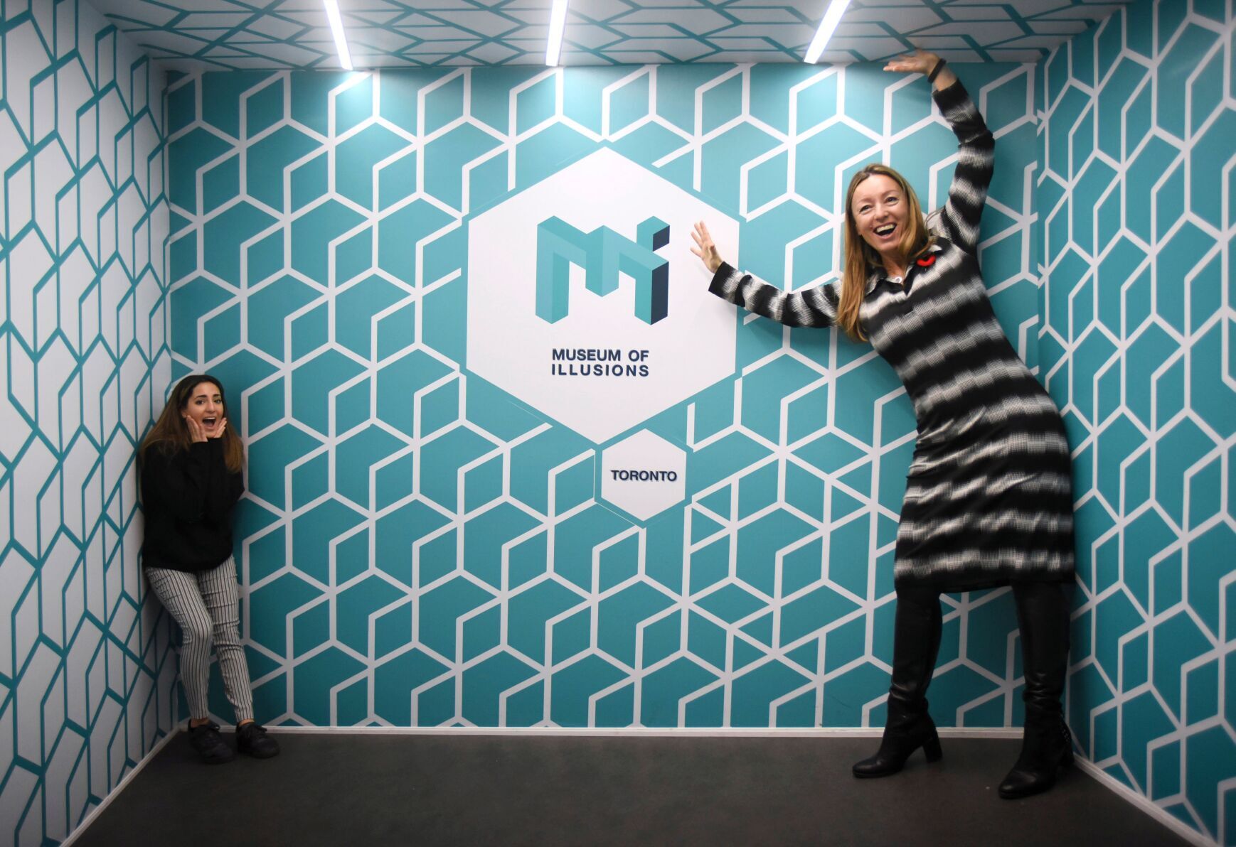 5 freaky optical tricks to see at Toronto's new Museum of Illusions