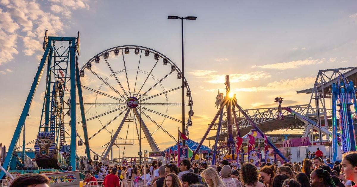 Toronto Summer Treasure Hunt: Win Family Fun Pack with passes to CNE, ROM and OSC