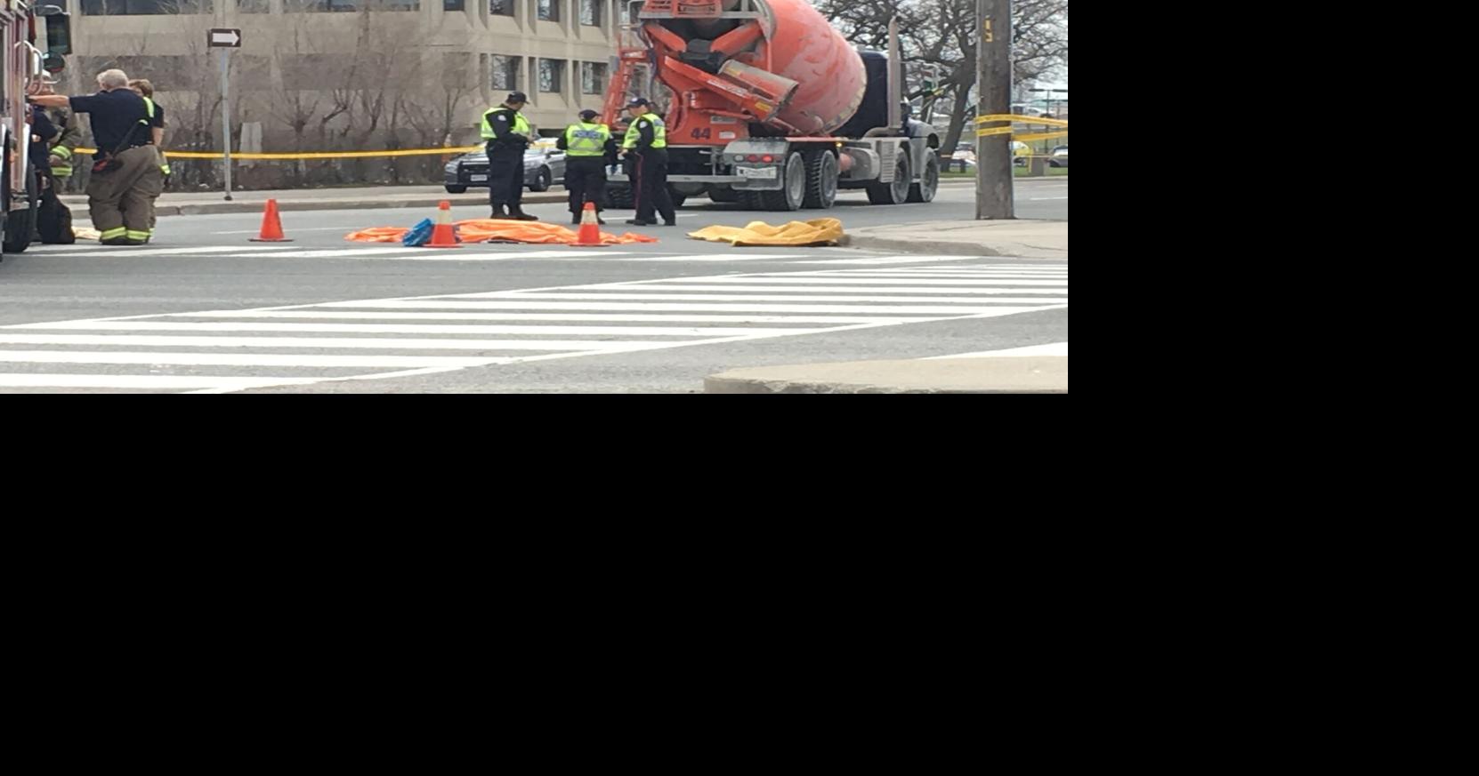 Woman dead after being hit by truck in North York: Toronto police