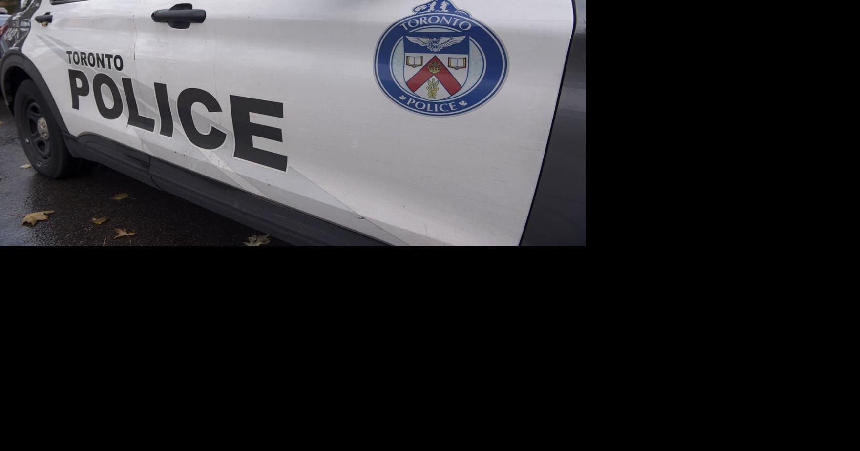 Two men wearing police vests sought in Etobicoke collision Crime