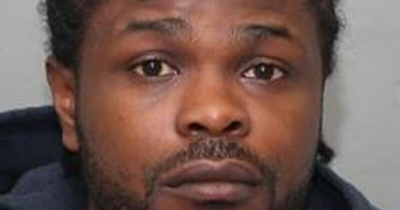 Man wanted for attempted murder after woman shot downtown Toronto
