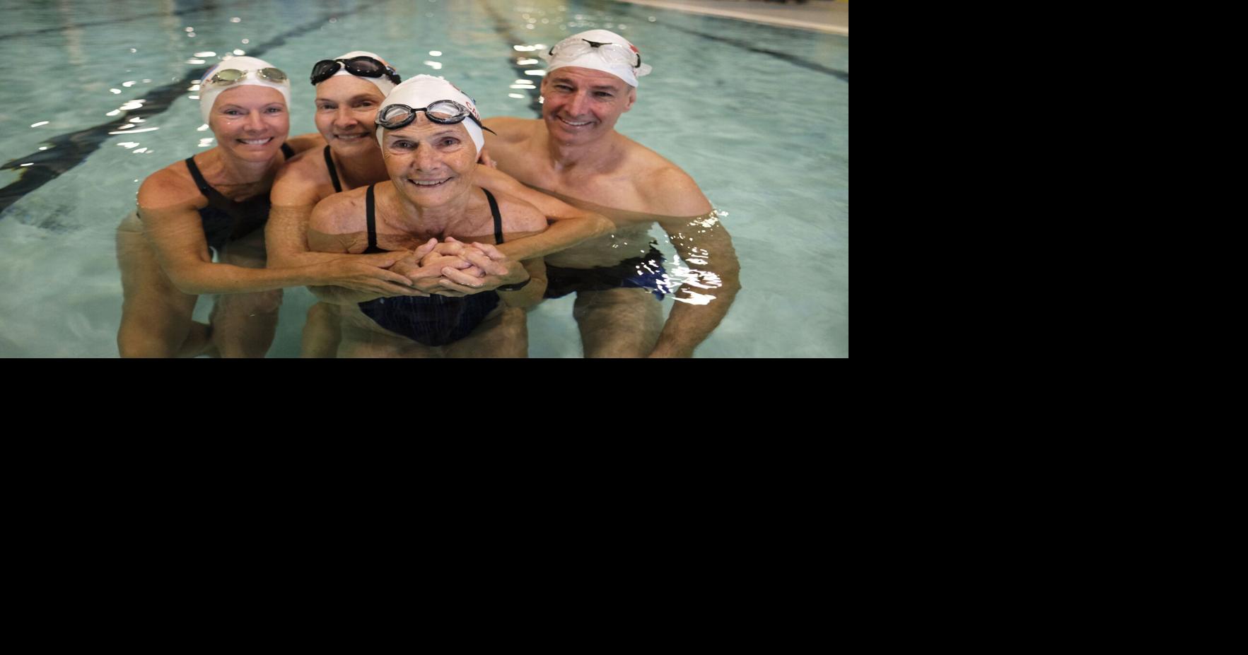 Three generations of Etobicoke family swim relay at FINA World Masters