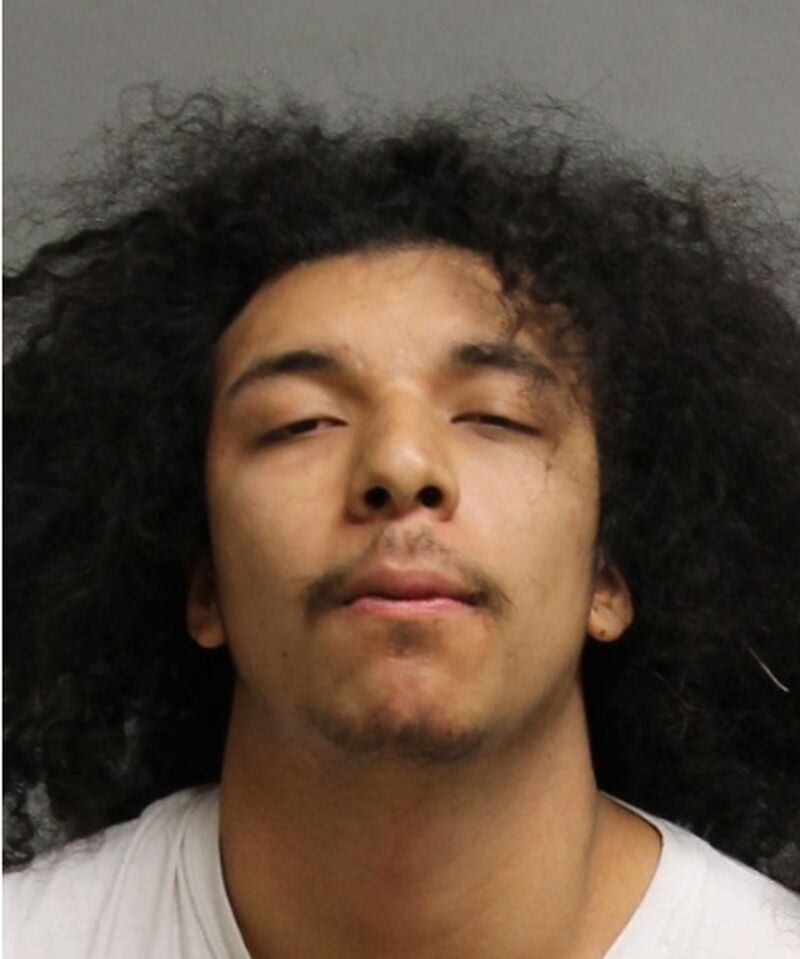 Man wanted after gunpoint kidnapping, robbery, stabbing reported in Toronto