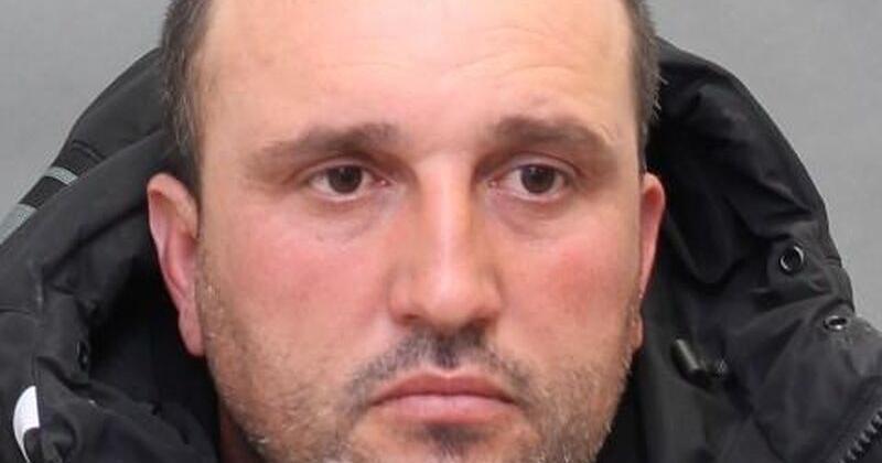 Toronto police charge Hamilton man in child luring investigation