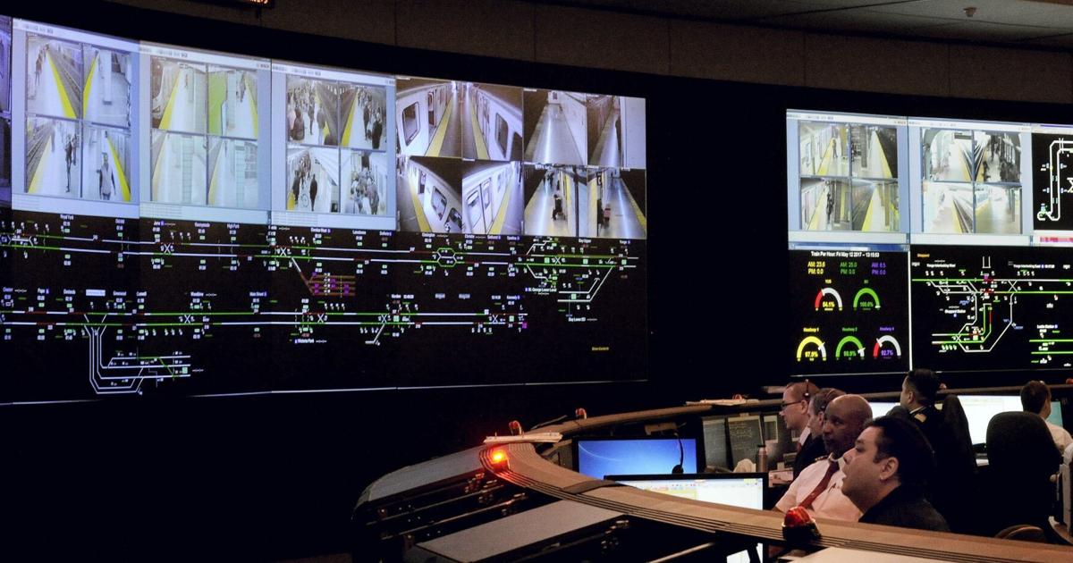 Mission Control Bus Mission control, but for transit: a look at the TTC's Transit Control Unit