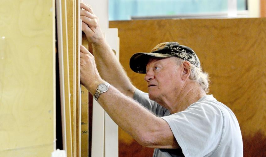 PHOTO SHOOTS Etobicoke's Habitat ReStore helps to build community