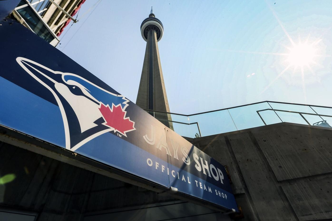 Police warn of road closures around Rogers Centre as Toronto Blue