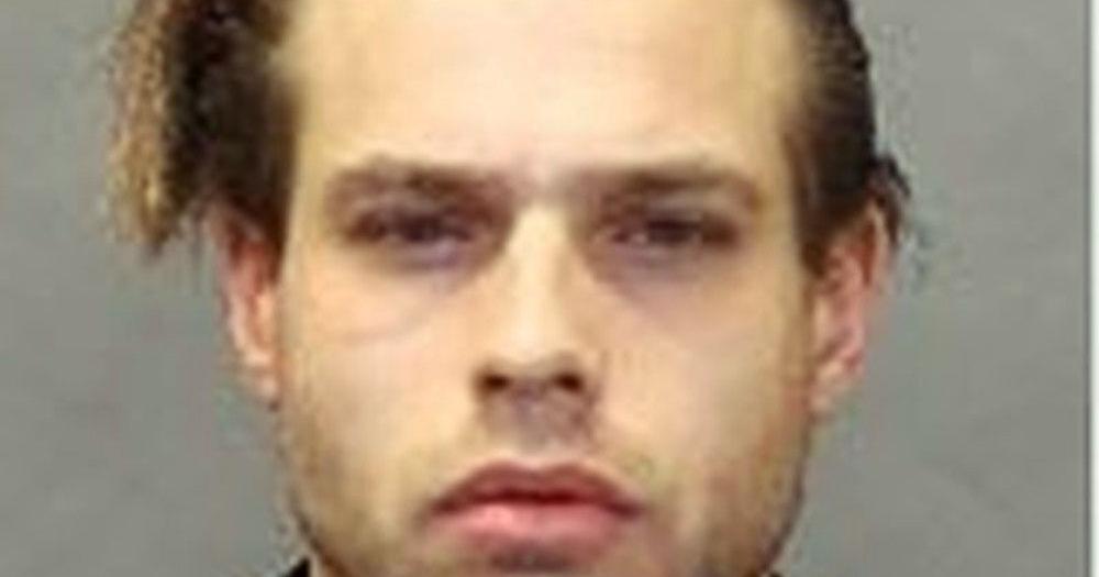 Toronto man wanted for escaping custody