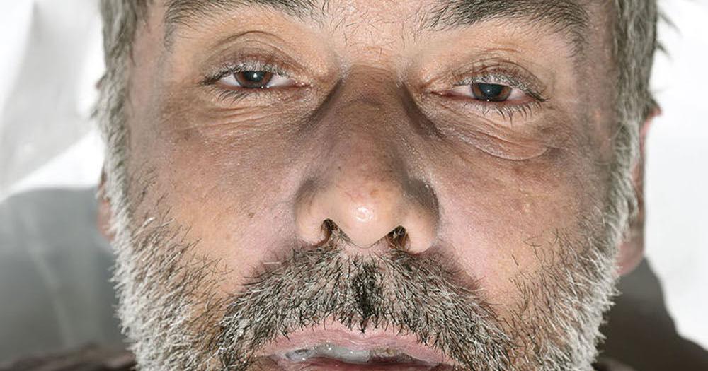 Toronto Police seek identity of man found dead in Lake Ontario, release ...