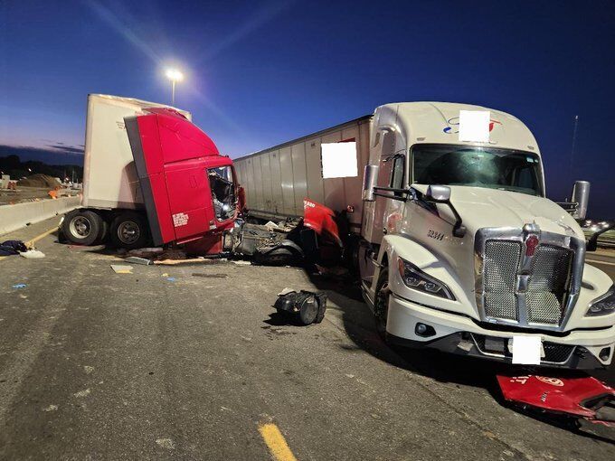 Express lanes of Hwy 401 closed in Scarborough after multi vehicle