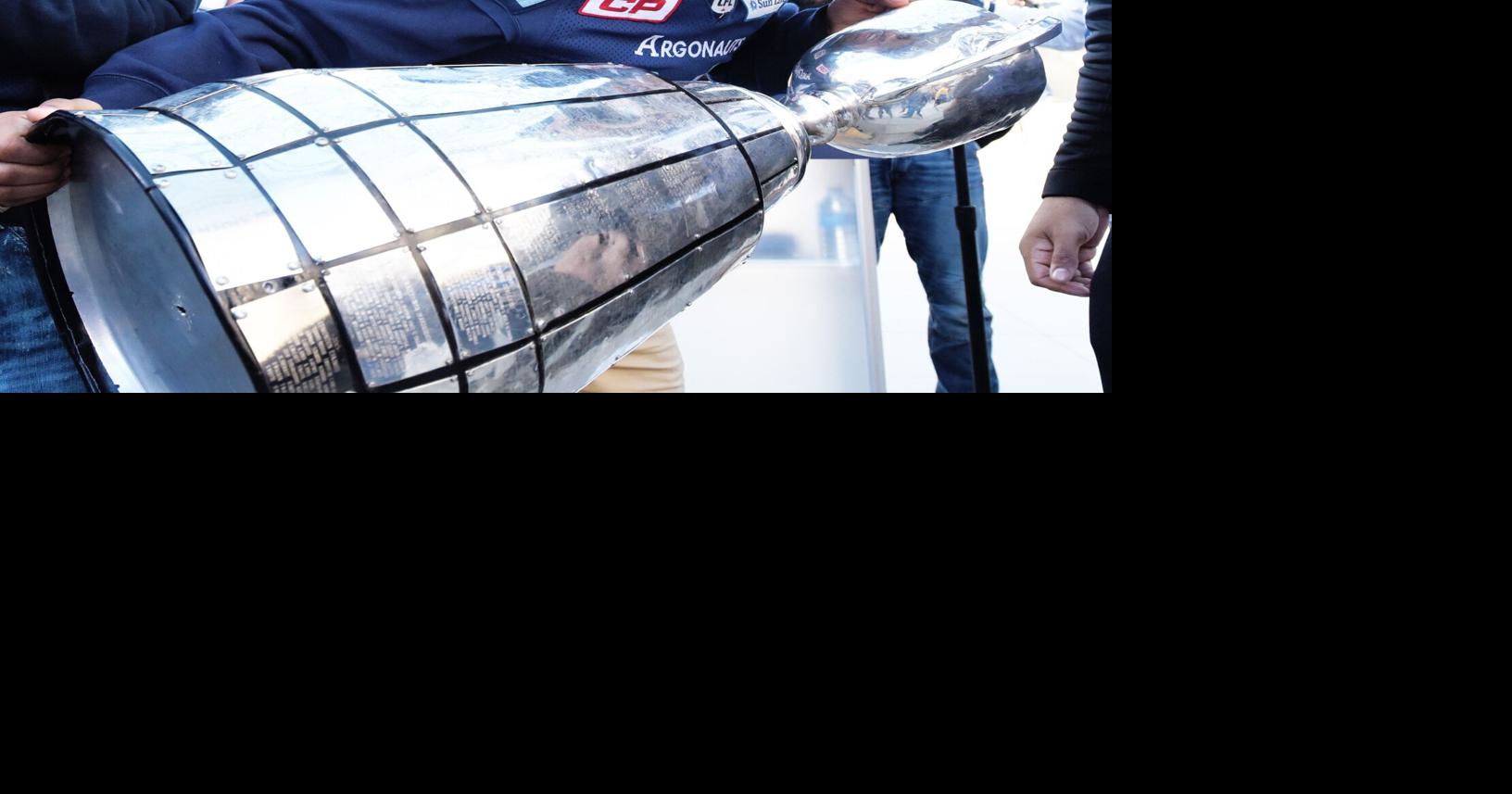 Toronto Argonauts bring the Grey Cup back home