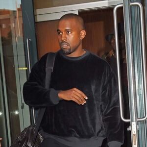 Kanye West mocks himself-Image1