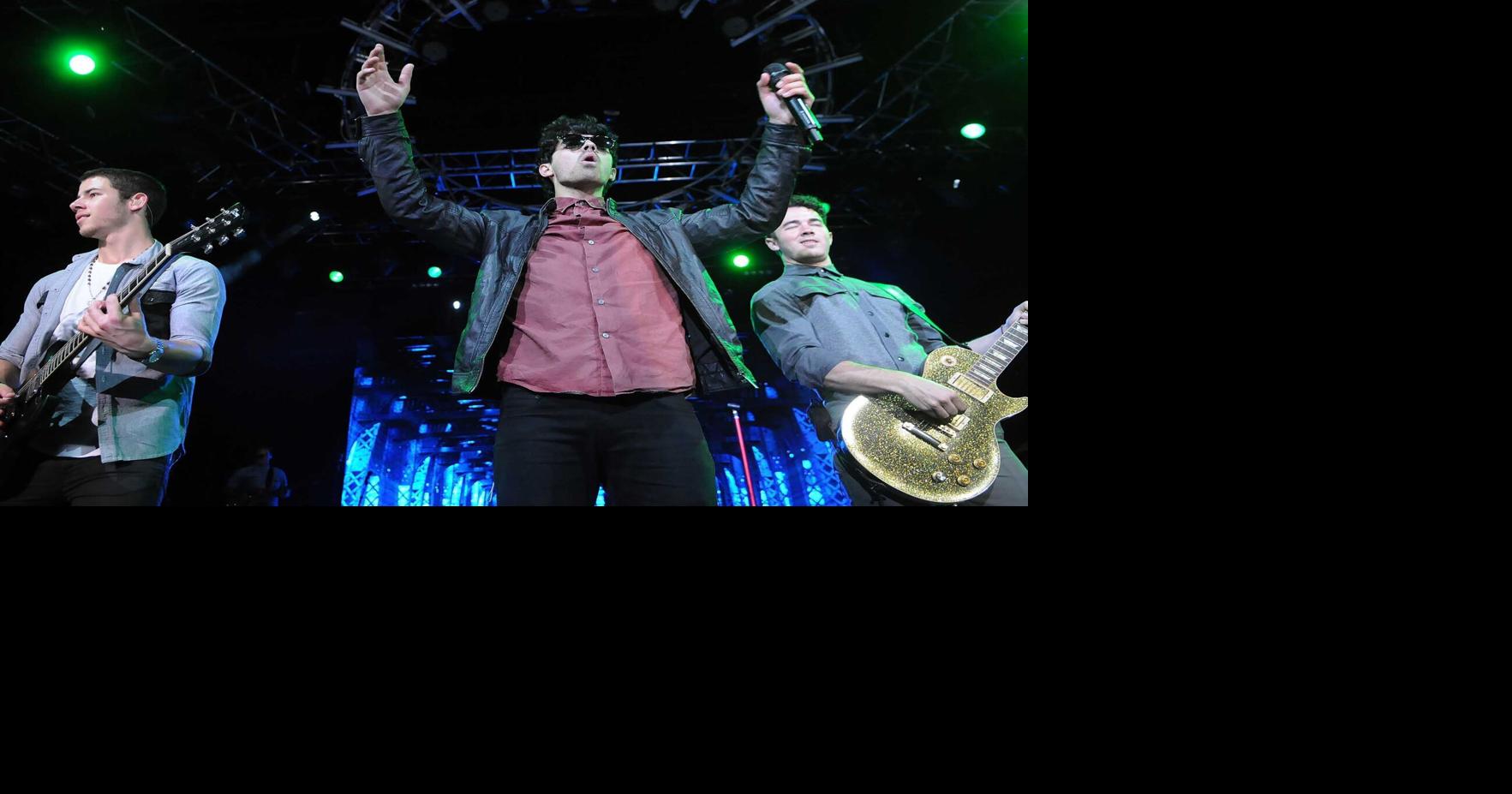 Jonas Brothers to make their country music festival debut in Ontario