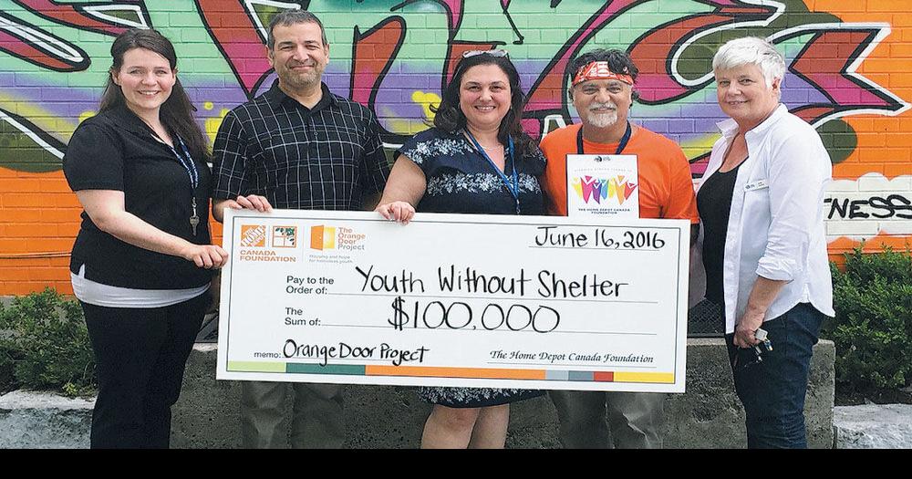 Home Depot Canada gives 100,000 cheque to Etobicoke’s Youth Without