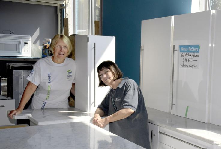 PHOTO SHOOTS Etobicoke's Habitat ReStore helps to build community