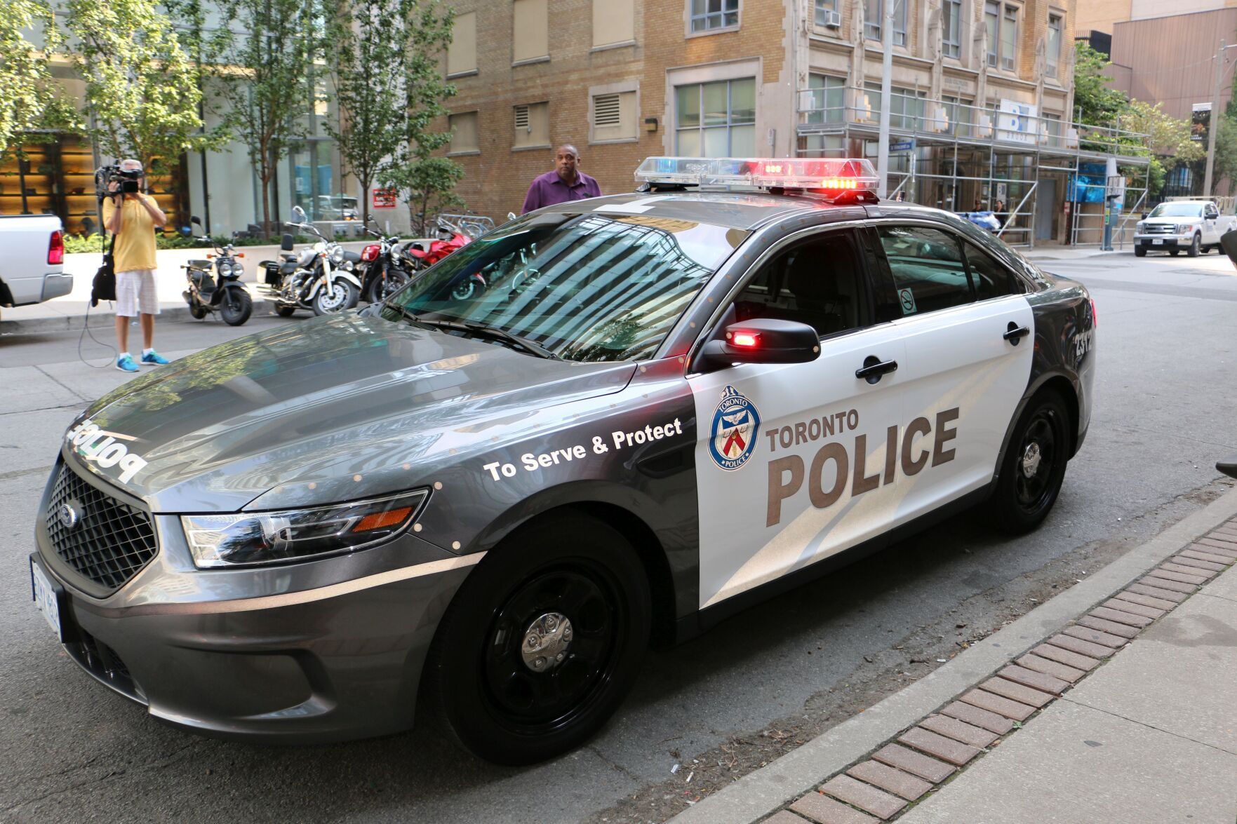 Toronto police unveil new cruiser design