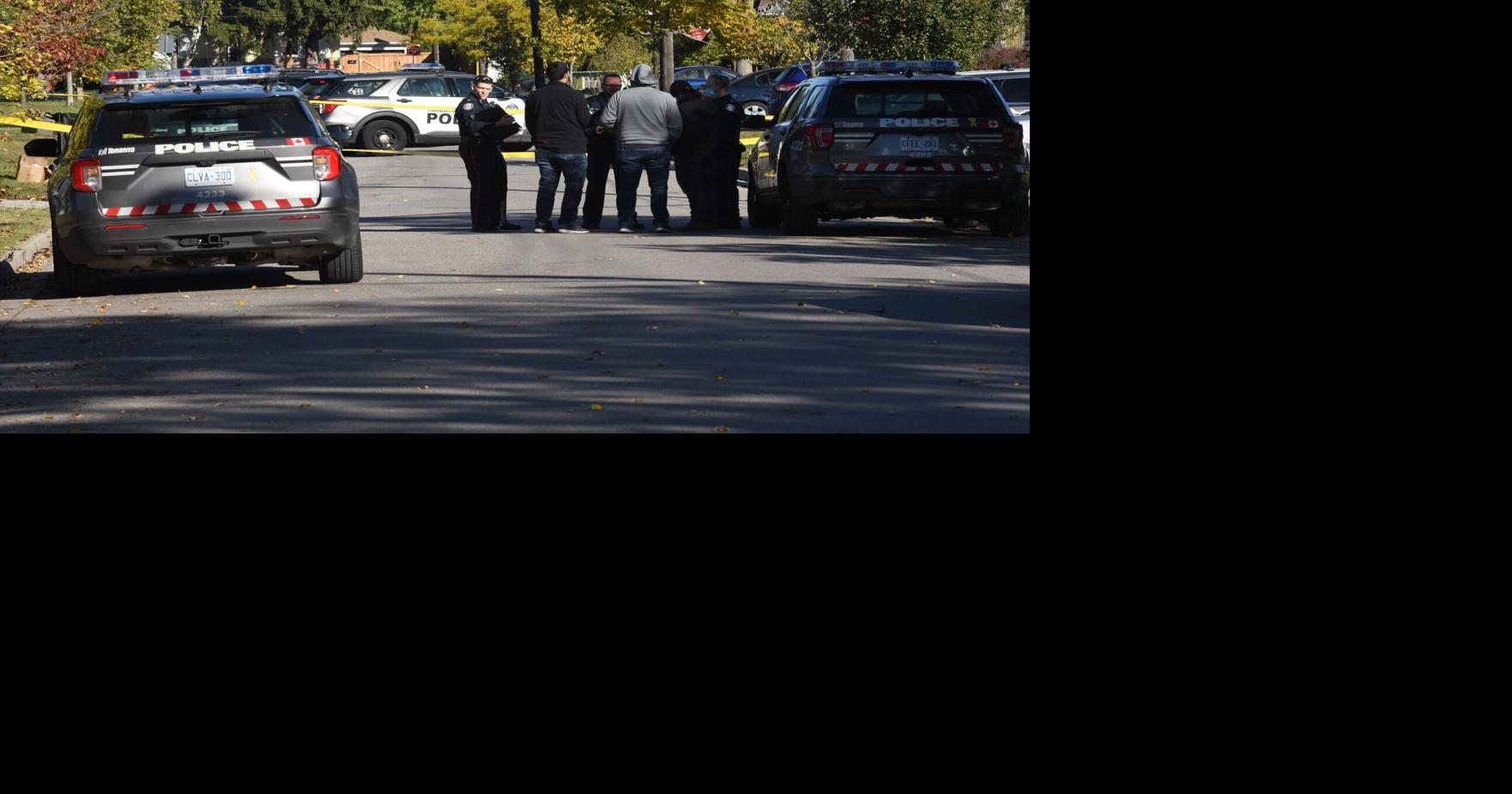 Man taken to hospital after being shot in shoulder, hand in Scarborough
