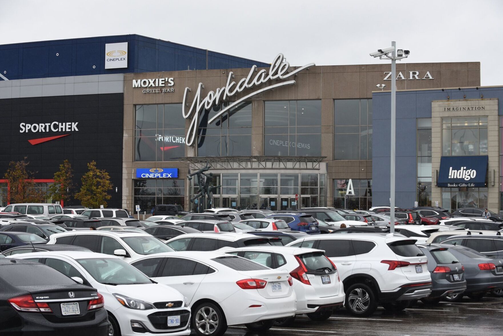 Yorkdale Shopping Centre is hiring for over 200 jobs News