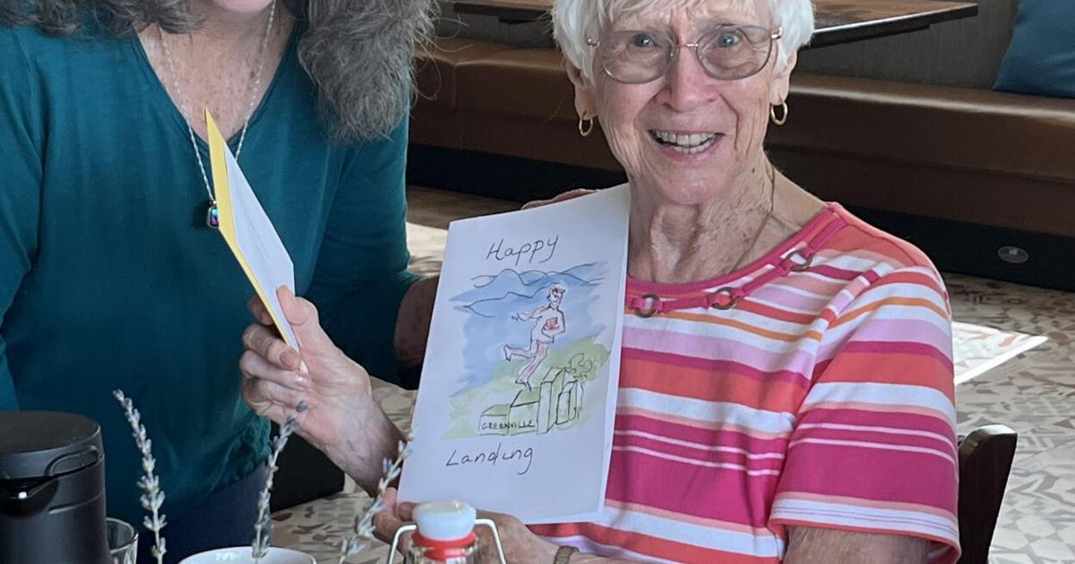 Club honors departing member with lunch